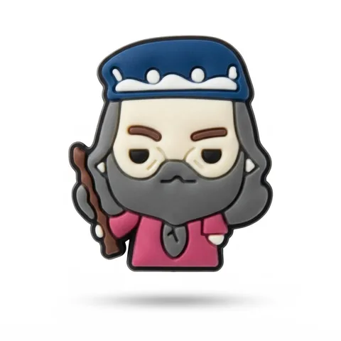 Jibbitz Dumbledore au chapeau bleu nuit et robe framboise, baguette en main
